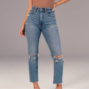 Abercrombie Curve Love Ultra High Rise Ankle Straight Jeans